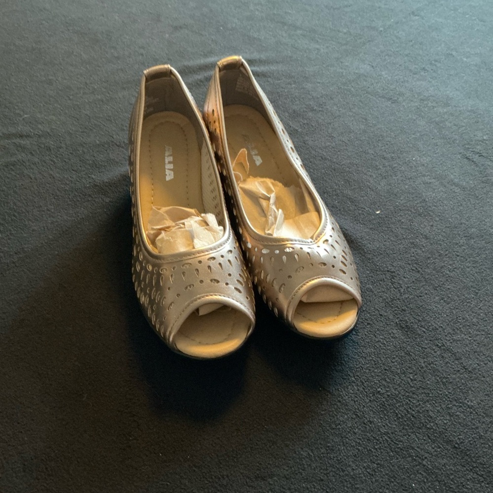 Alia Silver Peep-Toe Flats
